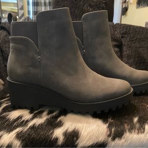 Dolce Vita boots